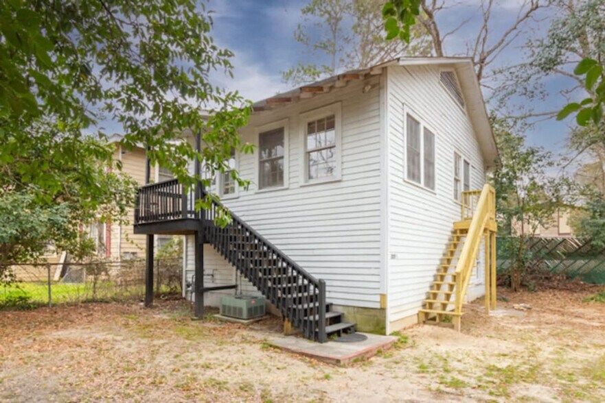 Building Photo - 2217 13th St