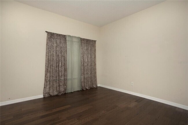 Building Photo - 1319 Rowantree Dr