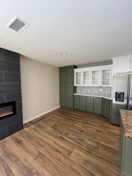 Building Photo - 3665 Argonne St