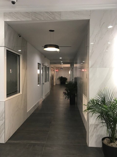 lobby - 2101 Chestnut St