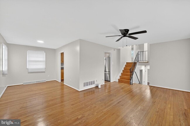 Building Photo - 5421 Henderson Way