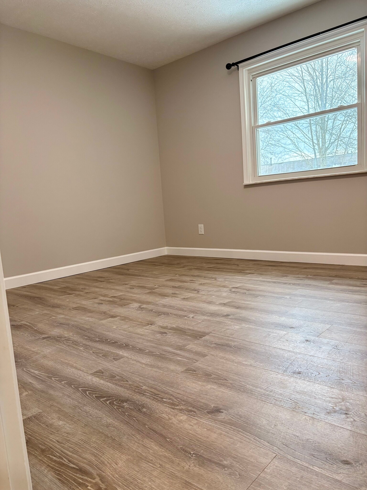 Building Photo - 1809 Sawmill Pl