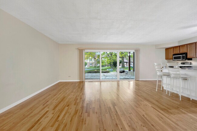 Building Photo - 15502 Orlan Brook Dr