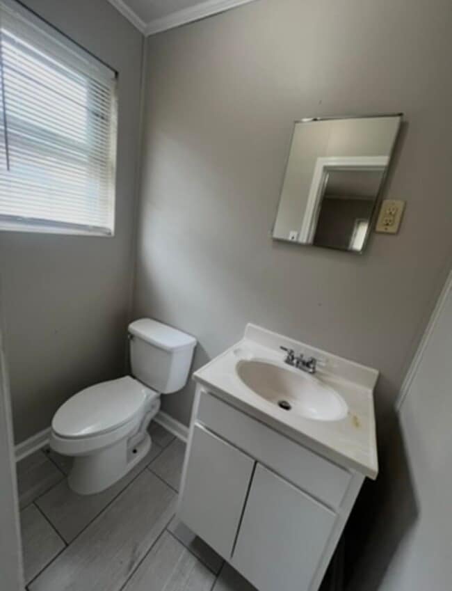 Building Photo - 3050 Tutwiler Ave