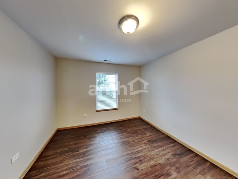 Building Photo - 25610 S Rose Ln