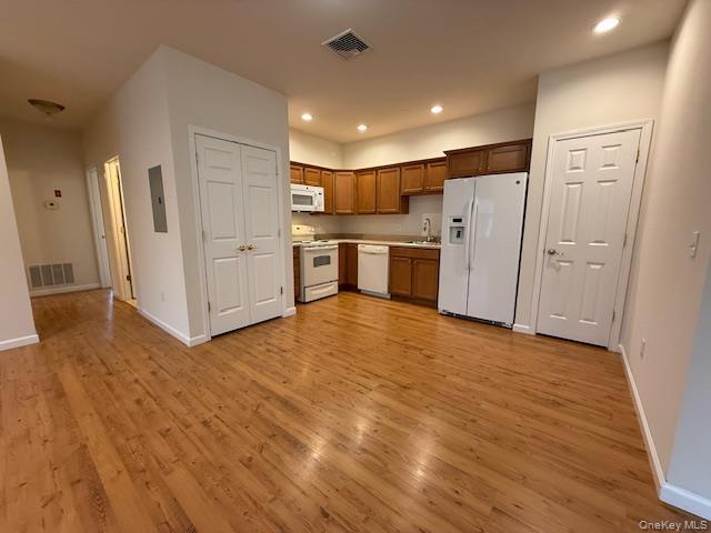 Building Photo - 5 Corey Rd