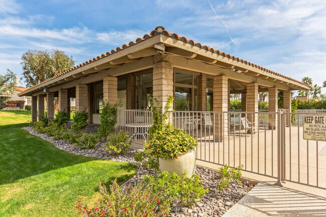 Building Photo - 45324 Driftwood Dr