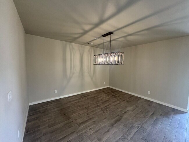 Building Photo - * MOVE IN SPECIAL * Beautiful 4 Bedroom 2 Bath Home in Wollforth!