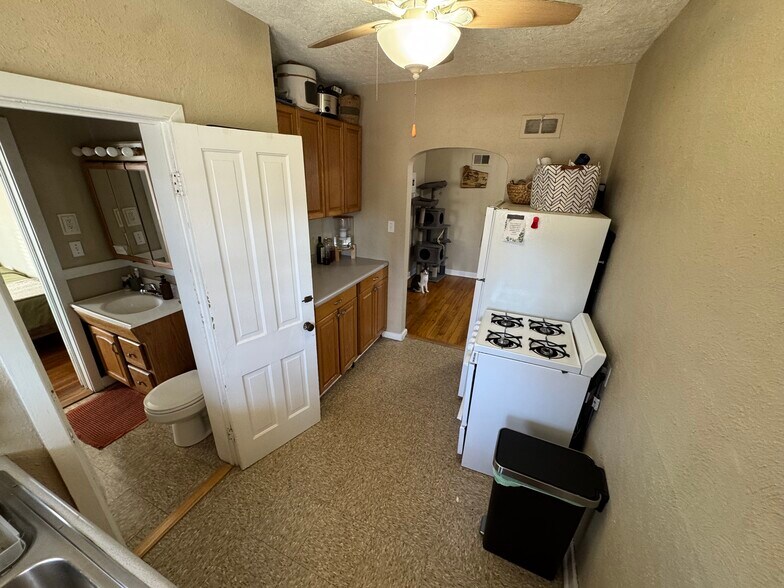 Building Photo - 1011 Fremont St