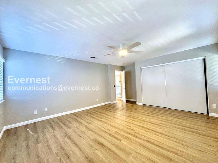 Building Photo - 2155 Begley Cir