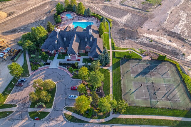 Building Photo - 45735 Graystone Ln