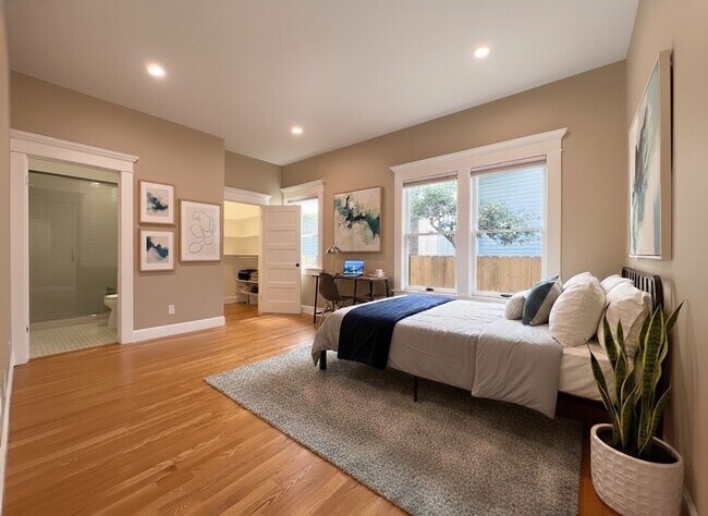 Building Photo - 929 W 23rd St