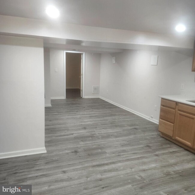 Building Photo - 12505 Kingsview St