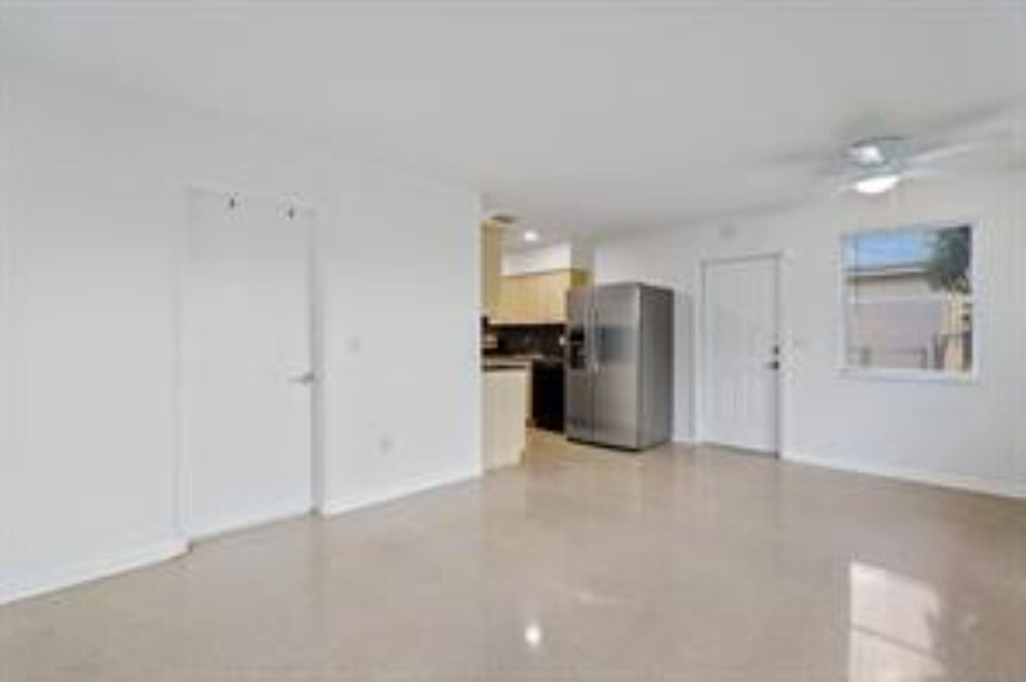 Building Photo - 50 NE 45th Ct