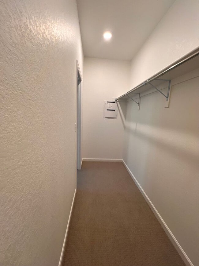 Building Photo - 18201 French Creek Ave