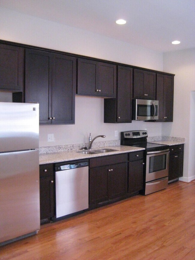 3126 W Cary St 3126 W Cary St Richmond VA 23221 Apartment Finder