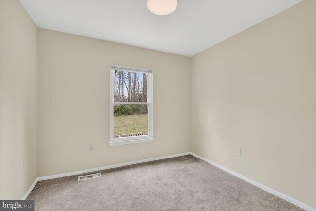 Building Photo - 6427 Old Scotts Ct