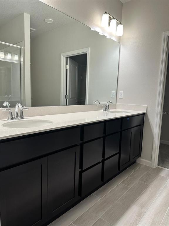 Building Photo - 9249 Gran Teatro Dr