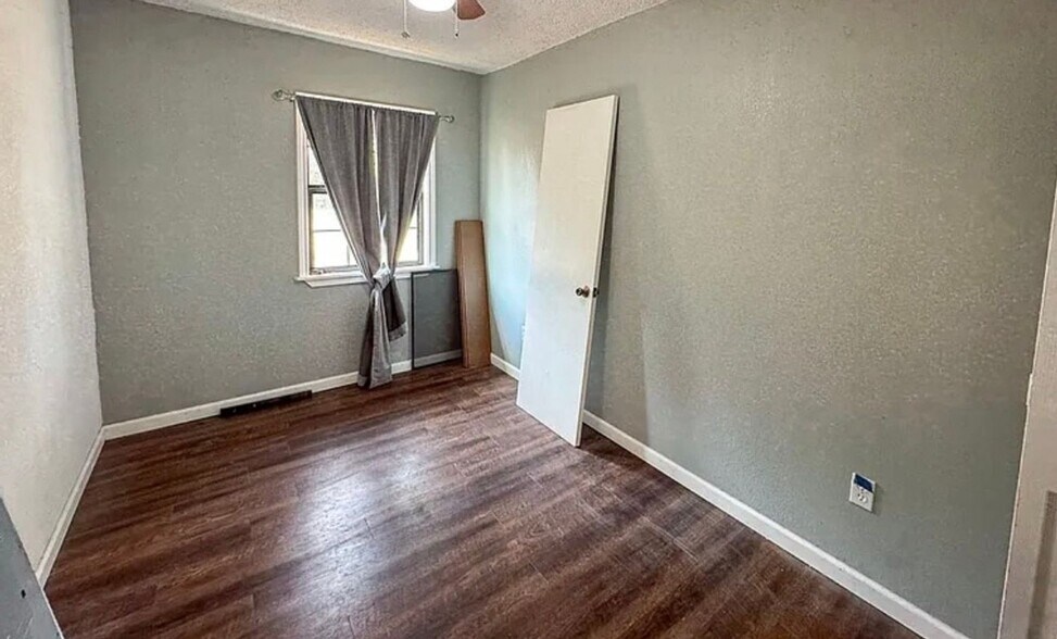 Building Photo - 18 Sutterfield Ln