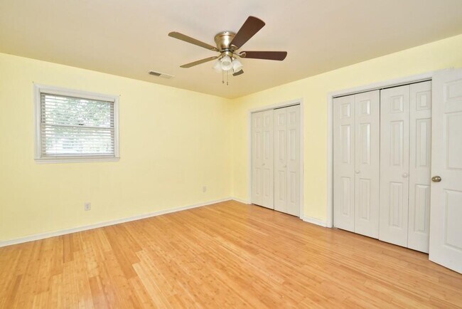 Building Photo - 371 Woodward Ave SE