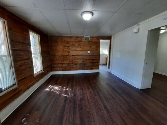 Building Photo - 715 Arapahoe St