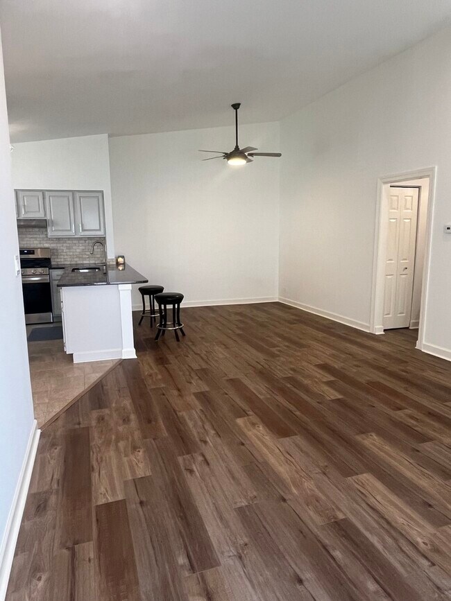 Building Photo - 1830 Shetland Rd