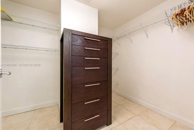 Building Photo - 1500 Ocean Dr