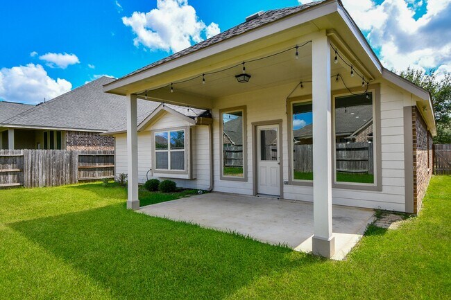 Building Photo - 15330 Ashbrook Dove Ln