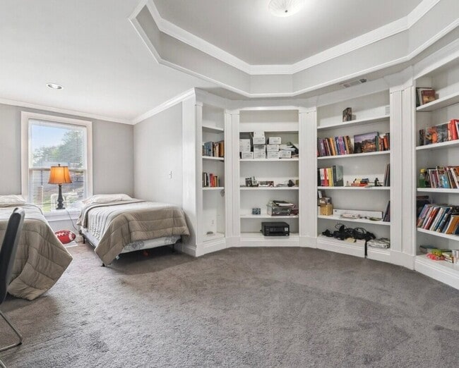 Building Photo - 4020 W Stubbs Rd