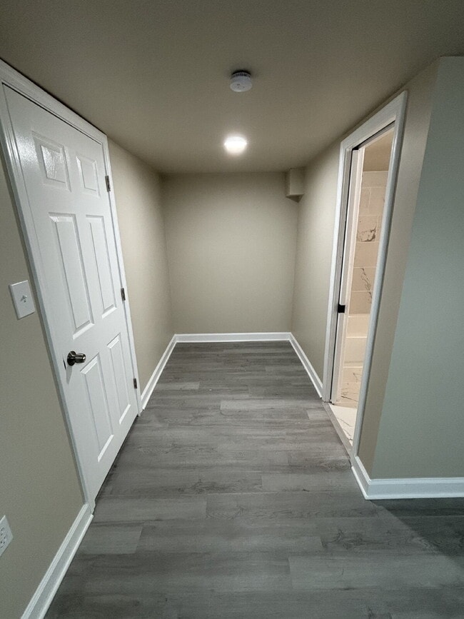 Building Photo - Charming 4-bed Home in Gary