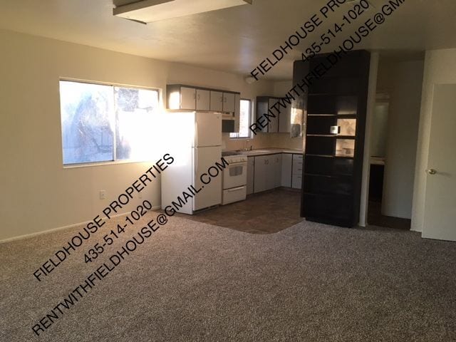 Building Photo - 42 E 400 S