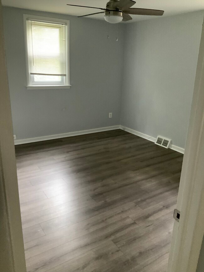 Building Photo - Princeton Ave