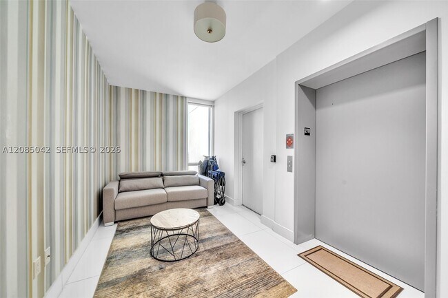 Building Photo - 16385 Biscayne Blvd