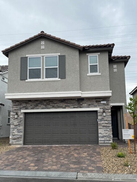 Building Photo - 7122 Parkallen Ave