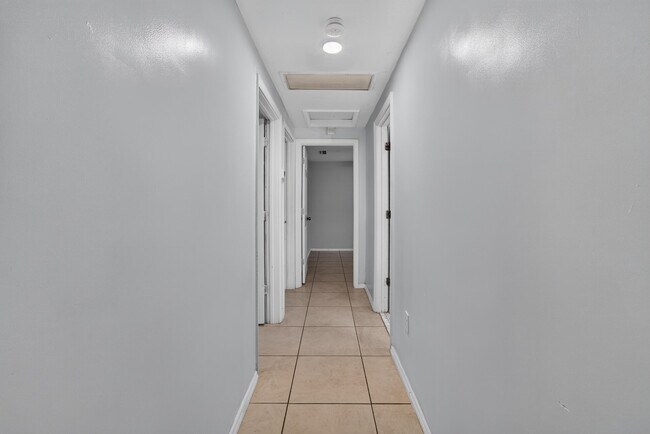 Building Photo - 5900 Atlanta St
