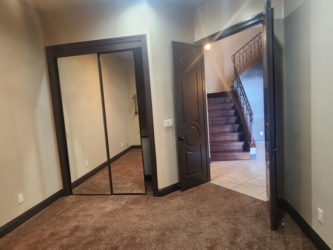 Building Photo - 2331 Calloway Dr