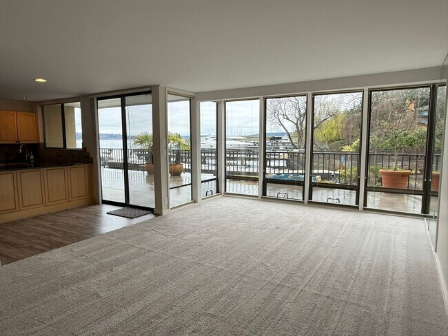 Building Photo - 2bd/1.5ba Kirkland Condo