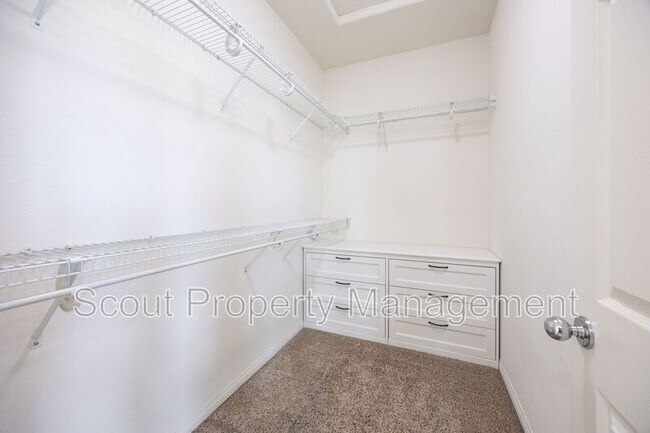 Building Photo - 28851 Springfield Pl