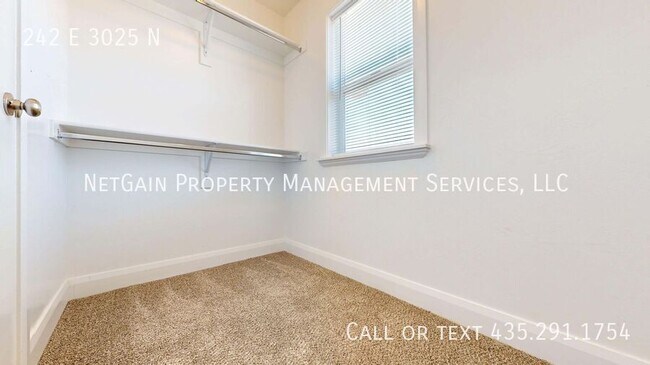 Building Photo - 242 E 3025 N