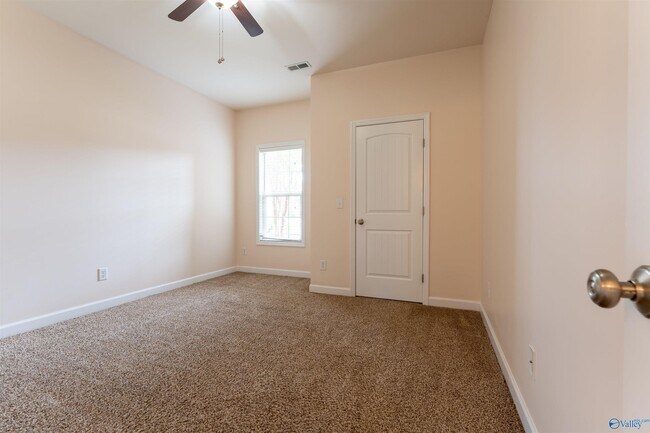 Building Photo - 105 Kaileigh Paige Cir