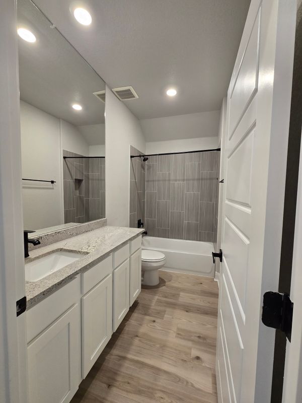 Building Photo - 273 Horsemint Way