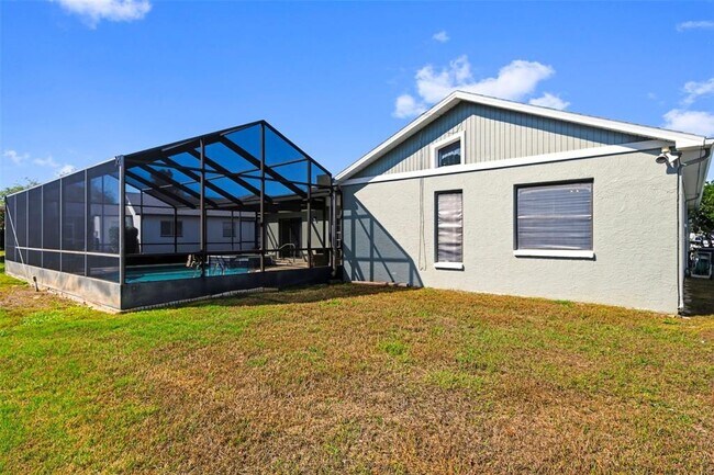 Building Photo - 9108 Tournament Dr