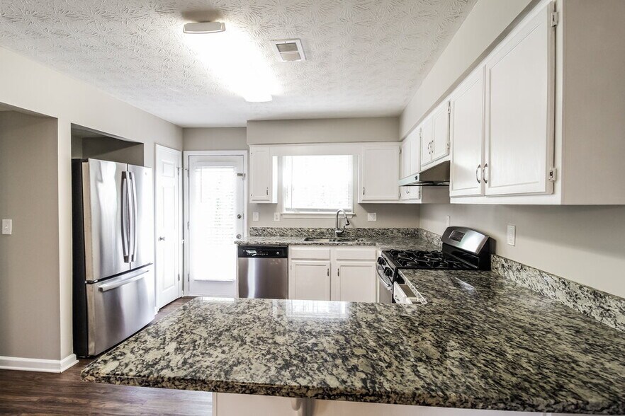 Building Photo - 1340 Grayland Hills Dr