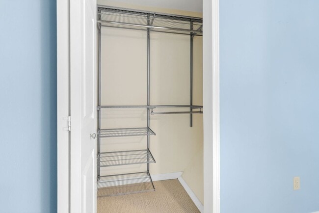 Building Photo - Available NOW! 3 Bedroom 2 Bath Beautiful Home in BOULDER!