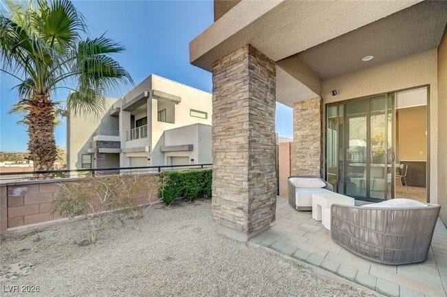 Building Photo - 4056 Desert Trce Ct