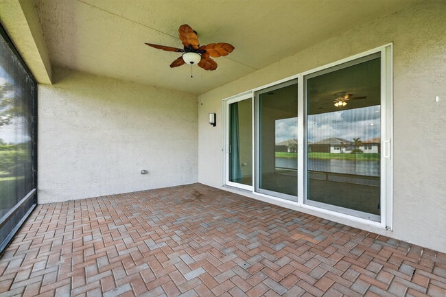 Building Photo - 11650 SW Moon River Way