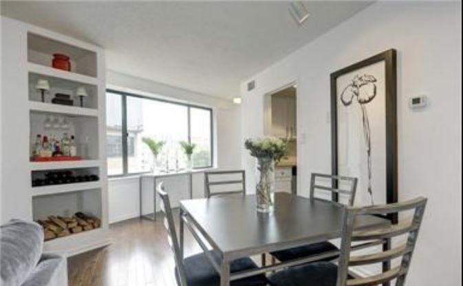 Dining area - 3 Washington Cir NW