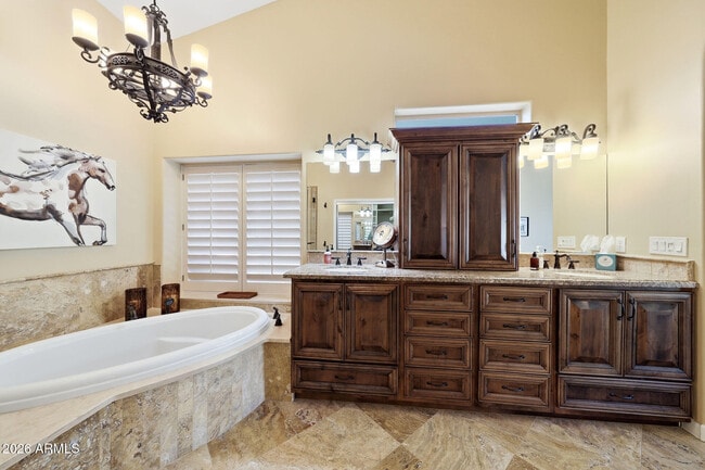 Building Photo - 7642 E Hartford Dr