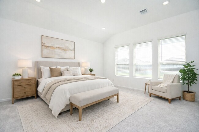 Building Photo - 5624 Frst Cv Dr