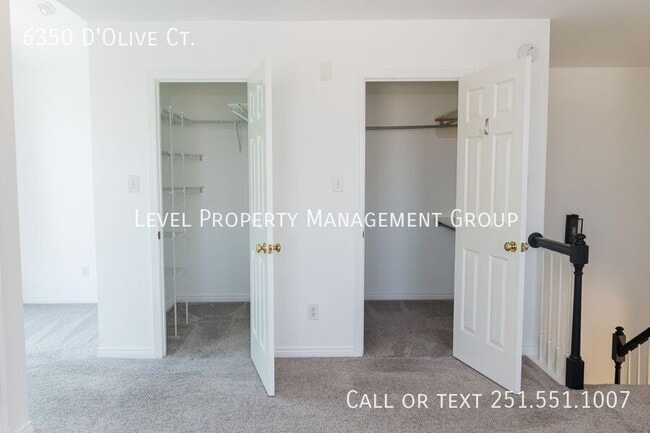 Building Photo - 6350 D'Olive Ct